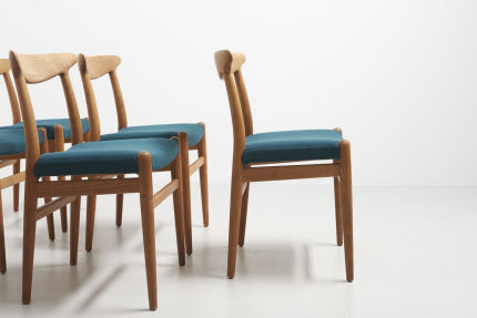modestfurniture-vintage-2204-hans-wegner-dining-chairs-w2-cm-madsen02