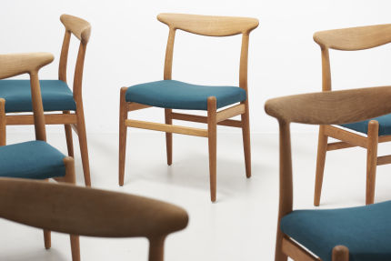 modestfurniture-vintage-2204-hans-wegner-dining-chairs-w2-cm-madsen10