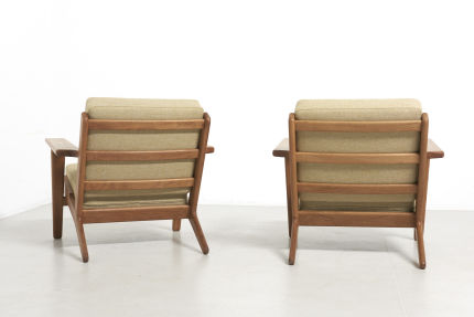 modestfurniture-vintage-2261-hans-wegner-pair-ge-290-easy-chairs08