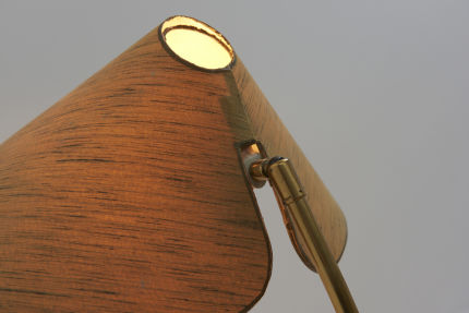 modestfurniture-vintage-2289-floor-lamp-1950s-brass-2-shades10