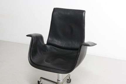 modestfurniture-vintage-2351-tulip-desk-chair-fabricius-kastholm-kill-international03