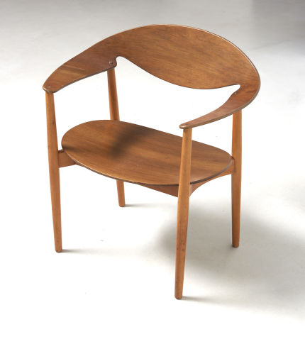 modestfurniture-vintage-2392-metropolitan-chair-fritz-hansen-ejner-larsen-aksel-bender-madsen03