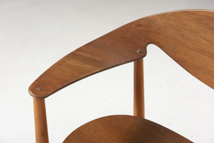 modestfurniture-vintage-2392-metropolitan-chair-fritz-hansen-ejner-larsen-aksel-bender-madsen06
