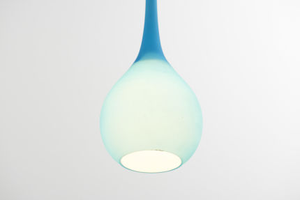 modestfurniture-vintage-2442-blue-drop-glass-pendant02