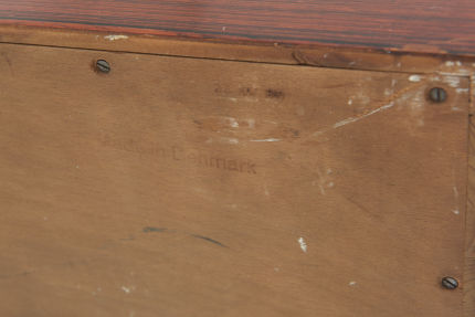 modestfurniture-vintage-2470-hans-j-wegner-president-sideboard-ry-mobler18