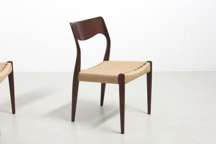 modestfurniture-vintage-2471-rosewood-dining-chairs-paper-cord06