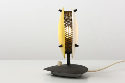 modestfurniture-vintage-2481-table-lamp-yellow-white-dimmable02