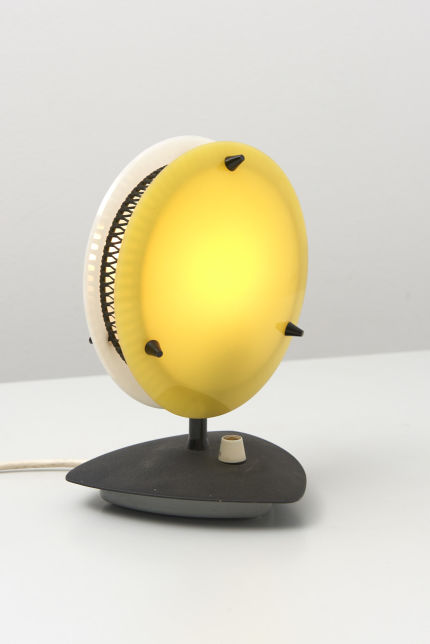modestfurniture-vintage-2481-table-lamp-yellow-white-dimmable07