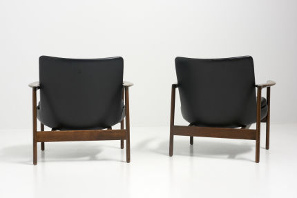modestfurniture-vintage-2537-ib-kofod-larsen-easy-chairs-froescher10