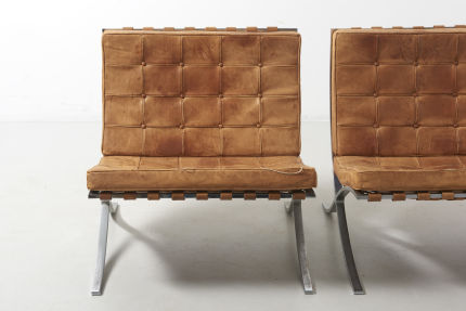 modestfurniture-vintage-2579-mies-van-der-rohe-barcelona-chairs-knoll-internaltional02