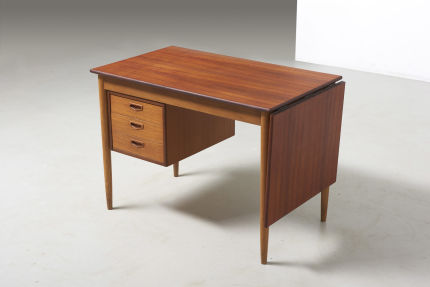 modestfurniture-vintage-2600-student-desk-gemla-sweden07