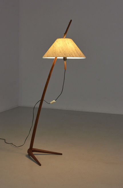 modestfurniture-vintage-2615-dornstab-floor-lamp-kalmar-teak10