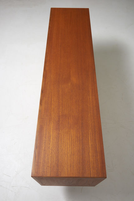 modestfurniture-vintage-2646-teak-sideboard-ash-legs-sweden-arne-vodder-style10