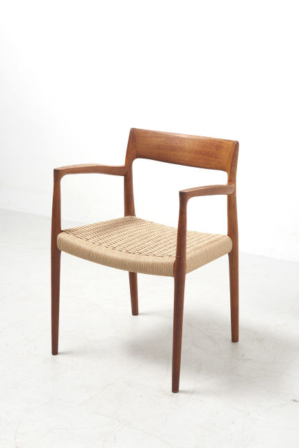 modestfurniture-vintage-2647-niels-moller-armchair-model-5702_1