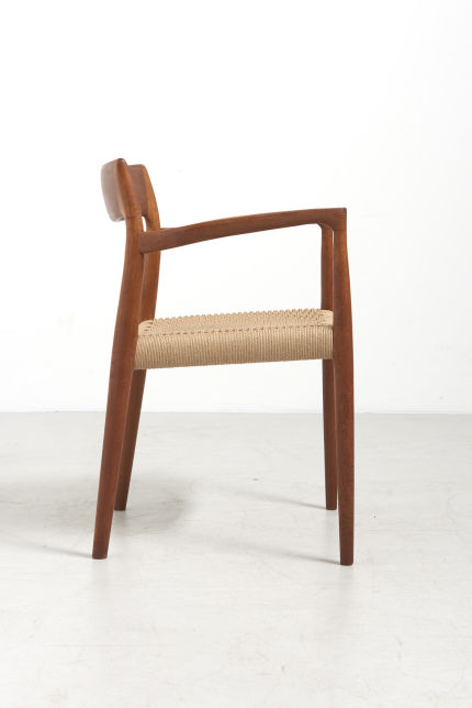modestfurniture-vintage-2647-niels-moller-armchair-model-5704