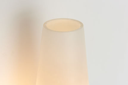 modestfurniture-vintage-2666-raak-wall-lamps-milk-glass-metal-bracket06
