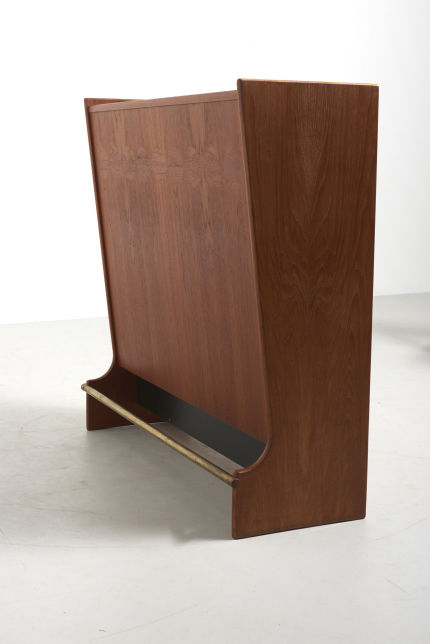 modestfurniture-vintage-2672-johannes-andersen-bar-cabinet-sk661-bar-stools12