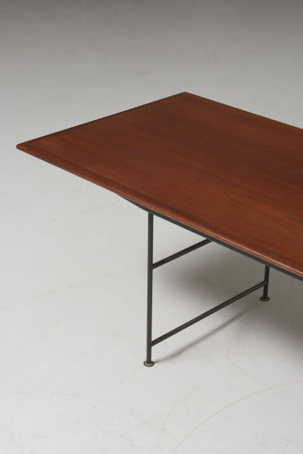 modestfurniture-vintage-2678-low-table-teak-black-frame-osten-kristiansson-vittsjomobel03