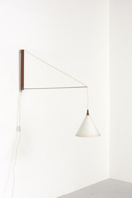 modestfurniture-vintage-2733-willem-hagoort-swing-arm-wall-lamp-white-shade-teak-brass-model-2662110