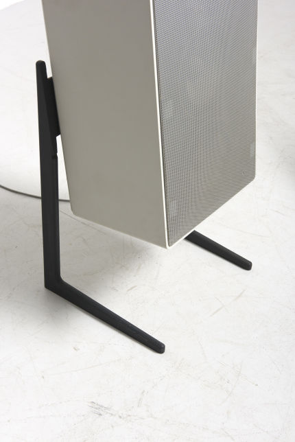 modestfurniture-vintage-2744-dieter-rams-speakers-braun05