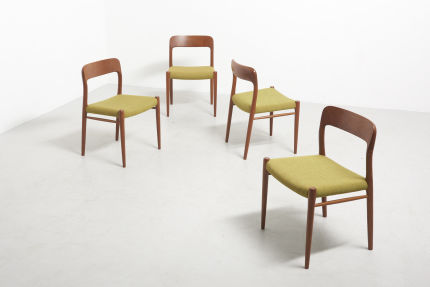 modestfurniture-vintage-2846-niels-moller-dining-chairs-model-7510