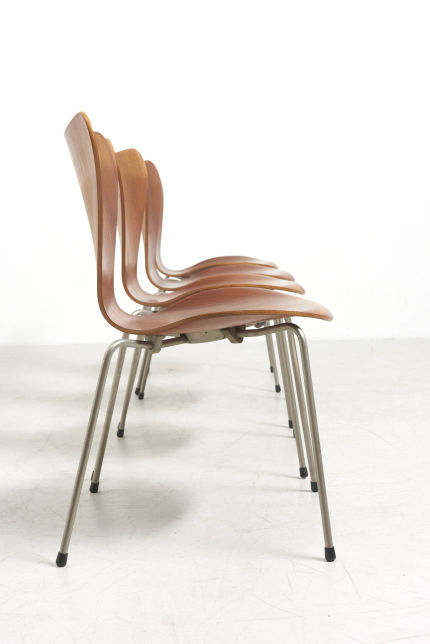 modestfurniture-vintage-2948-arne-jacobsen-series-7-chairs-fritz-hansen12