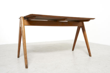 modestfurniture-vintage-2949-robin-day-table09