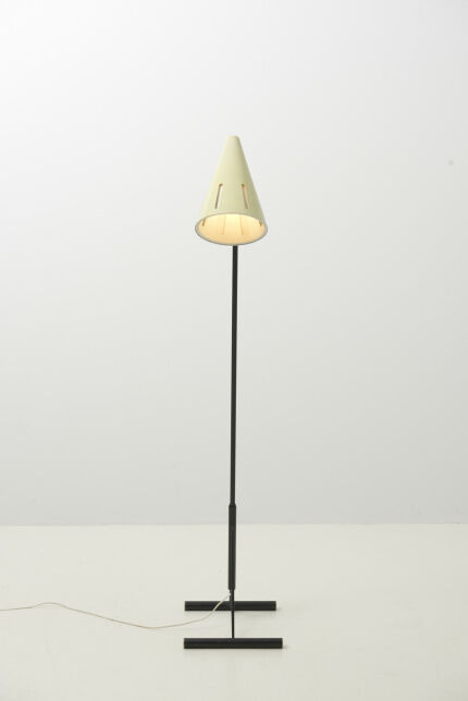 modestfurniture-vintage-3117-zonneserie-floor-lamp-hala-zeist02