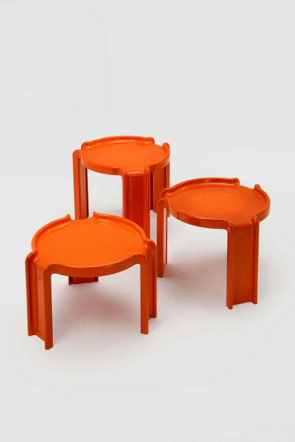 NESTING TABLES MODEL 4905 Giotto Stoppino Kartell