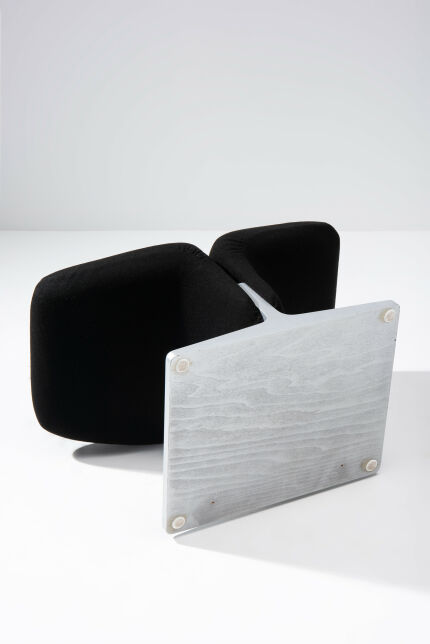 RIBBON CHAIR Pierre Paulin Artifort