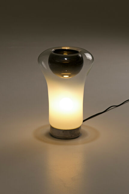 sappho-table-lamp-angelo-mangiarotti-01