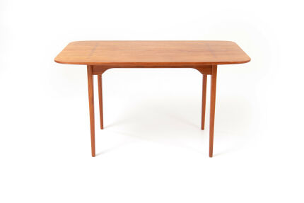 swedish-dining-table-3