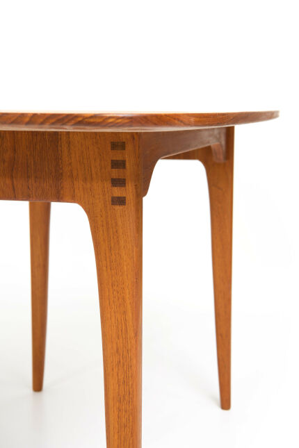 swedish-dining-table-9
