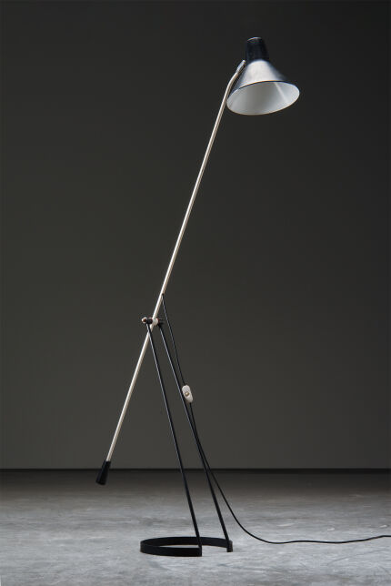 tivoli-floor-lamp-floris-fiedeldij-artimeta1