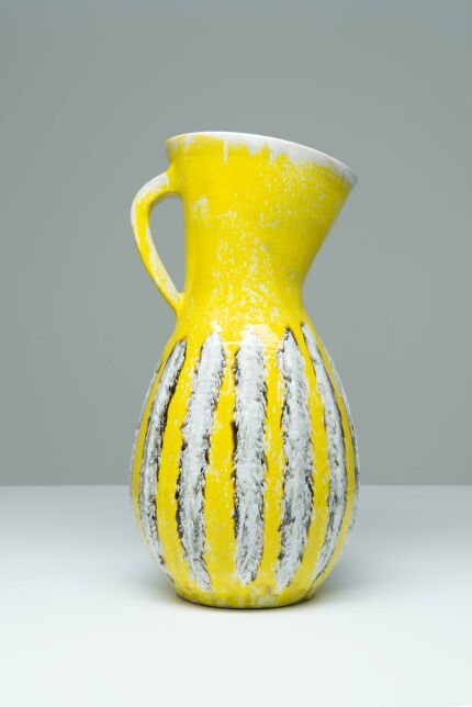 yellow-vase-11