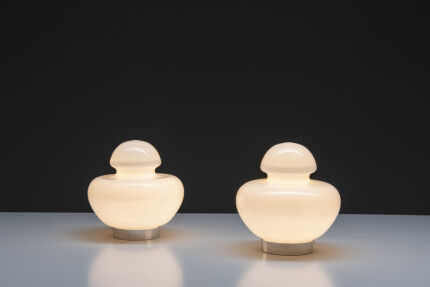 3566pair-of-white-glass-nightstand-lamps-1_1