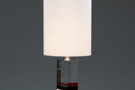 3600-70s-italian-table-lamp-with-lucite-base