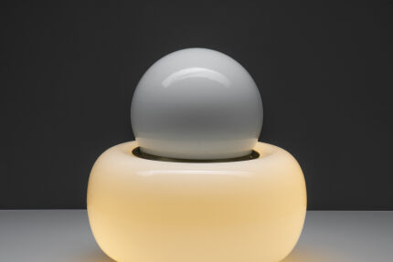 3684-70s-italian-table-lamp-2-white-spheres