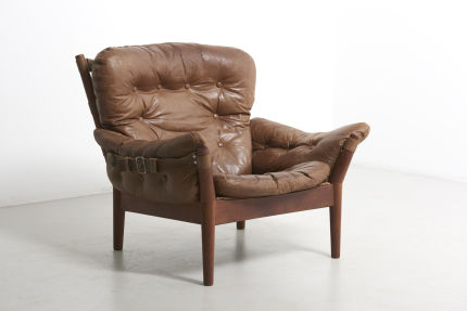 modestfurniture-vintage-2073-leather-easy-chairs-john-mortensen-4521-magnus-olensen01