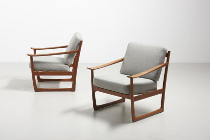 modestfurniture-vintage-2083-hvidt-molgaard-easy-chairs-fd13011