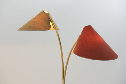 modestfurniture-vintage-2289-floor-lamp-1950s-brass-2-shades09