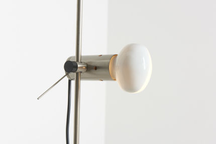 modestfurniture-vintage-2553-tito-agnoli-floor-lamp-oluce-model-38703