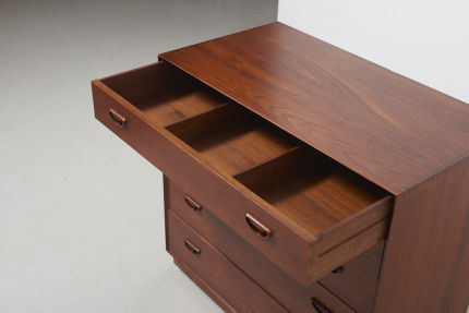 modestfurniture-vintage-2606-hvidt-molgaard-soborg-cabinet-drawers07