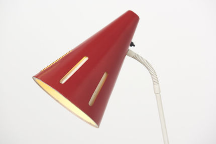 modestfurniture-vintage-2676-hala-zeist-busquet-floor-lamp-red-shade-zonneserie04