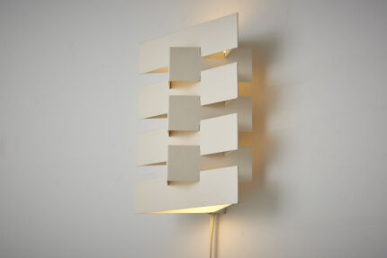 modestfurniture-vintage-3105-white-wall-lamp-anvia-hoogervorst01