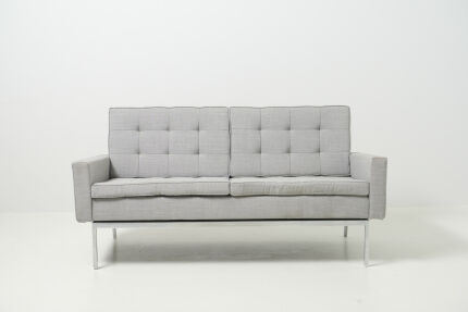 modestfurniture-vintage-3116-florence-knoll-2-seat-sofa01