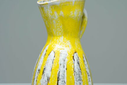 yellow-vase-16JuNx